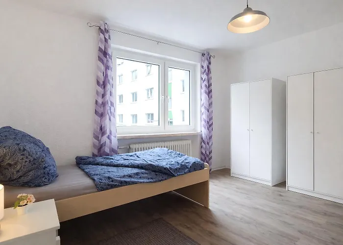 Geraeumige Mit Balkon In * Bielefeld